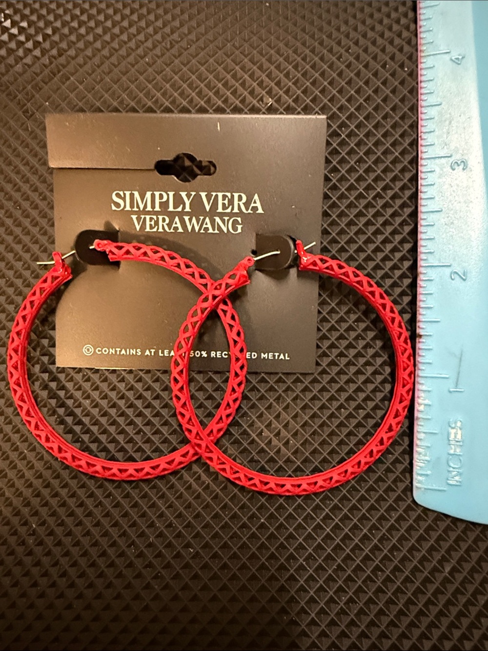 Simply Vera Vera Wang Red Textured Hoop Earrings - Picture 2 of 4